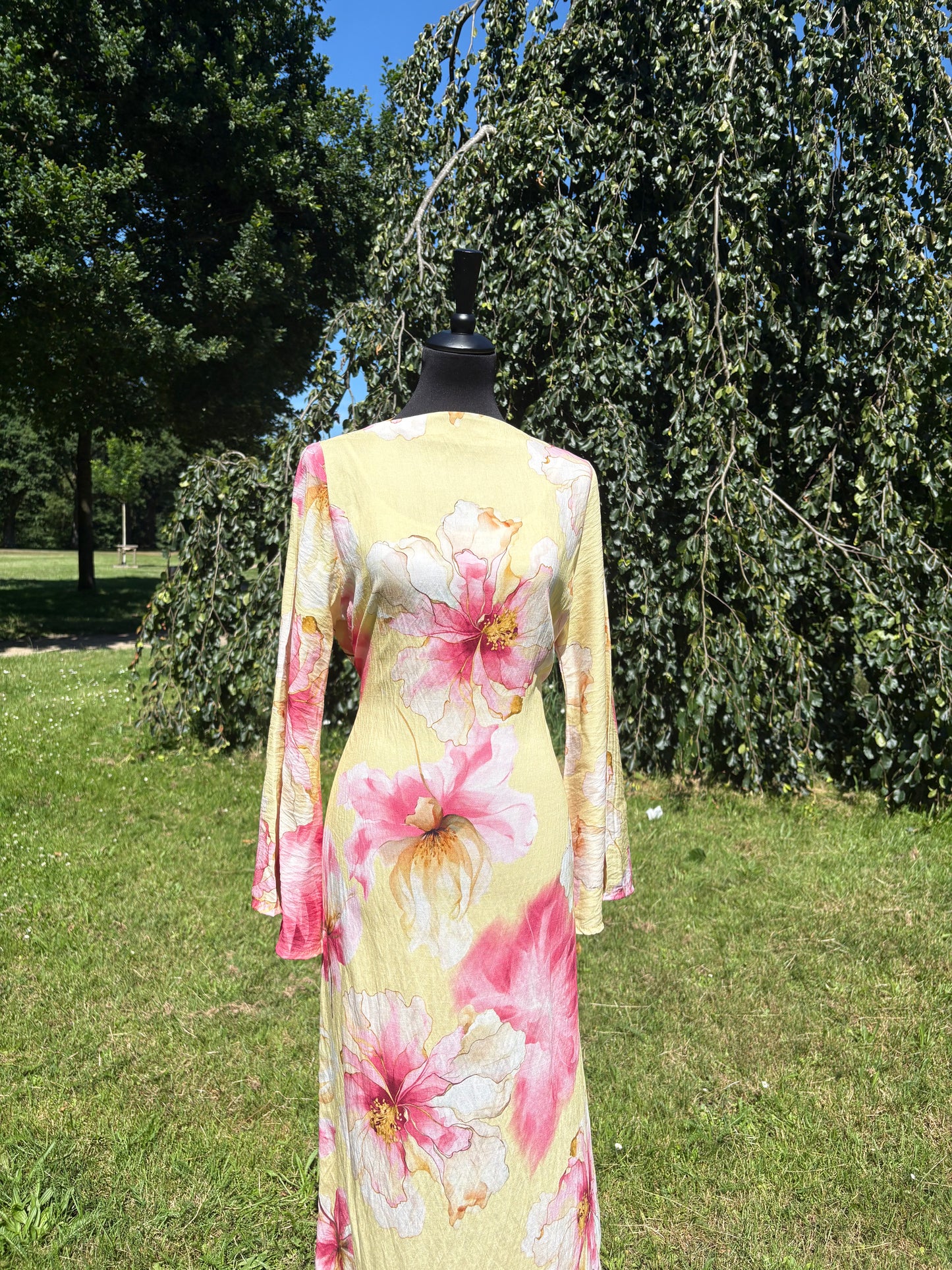 Maxikleid mit Blümchen