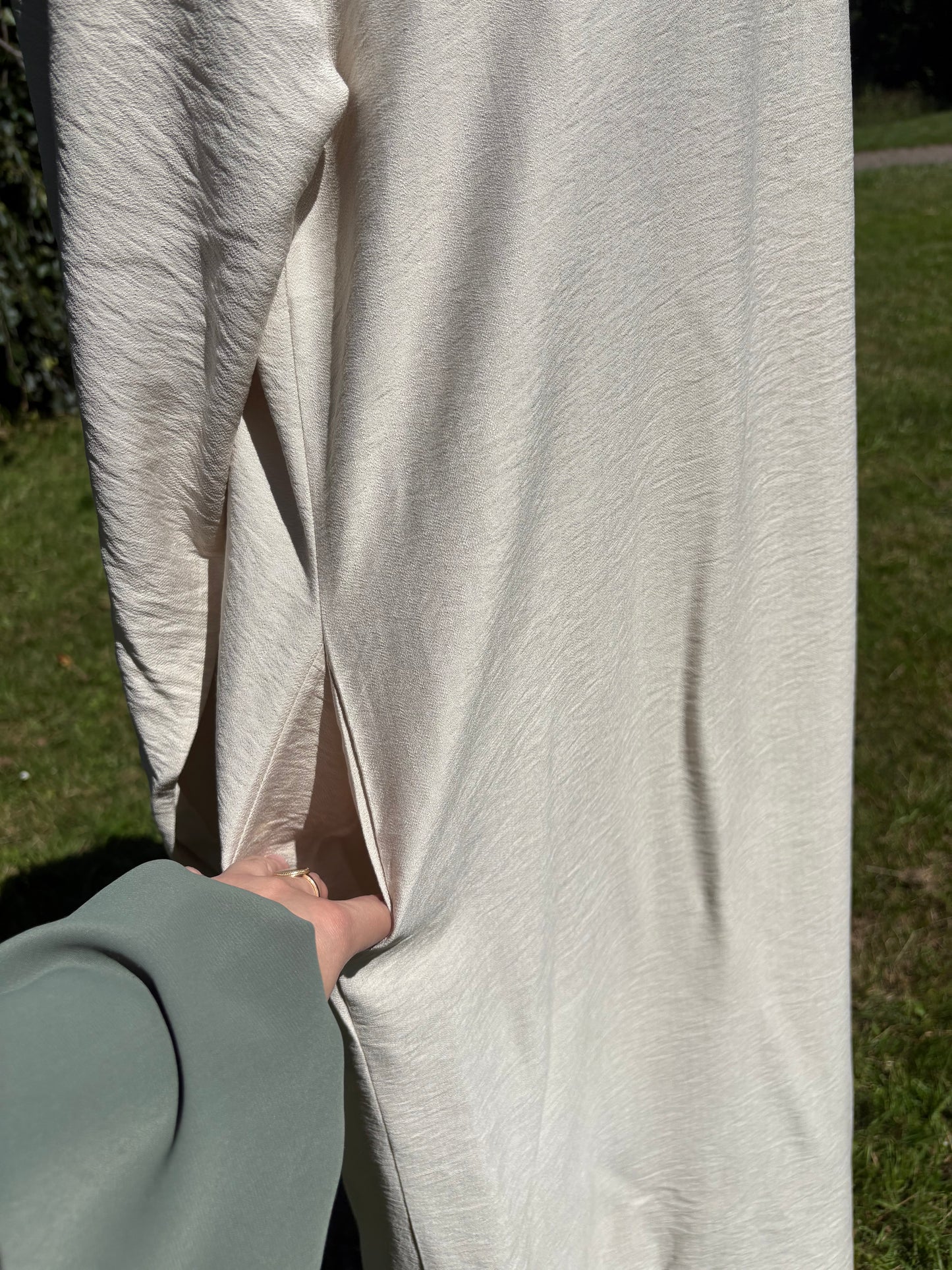 Abaya mit Stillfunktion