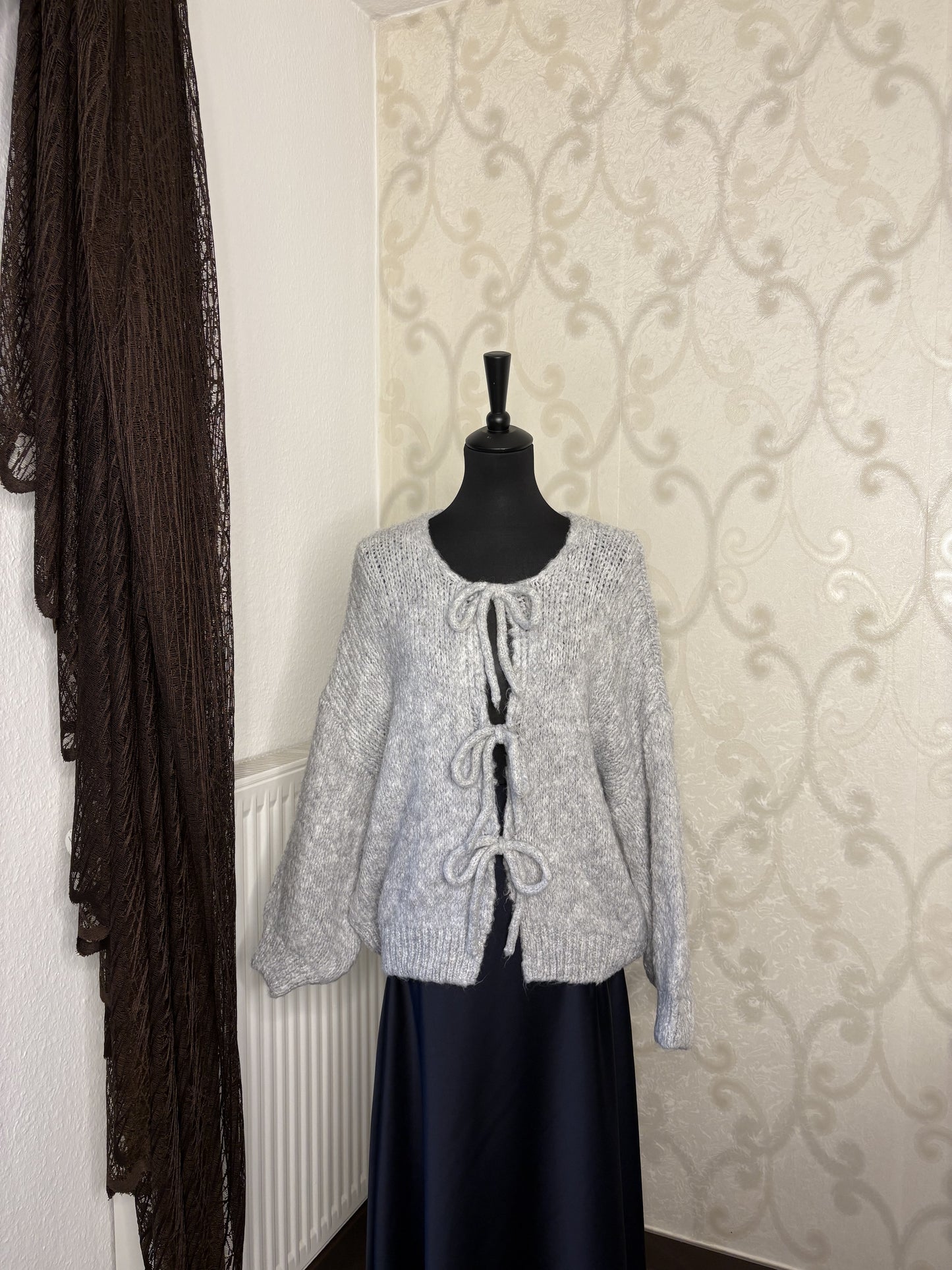 Knit Cardigan mit Schleifen