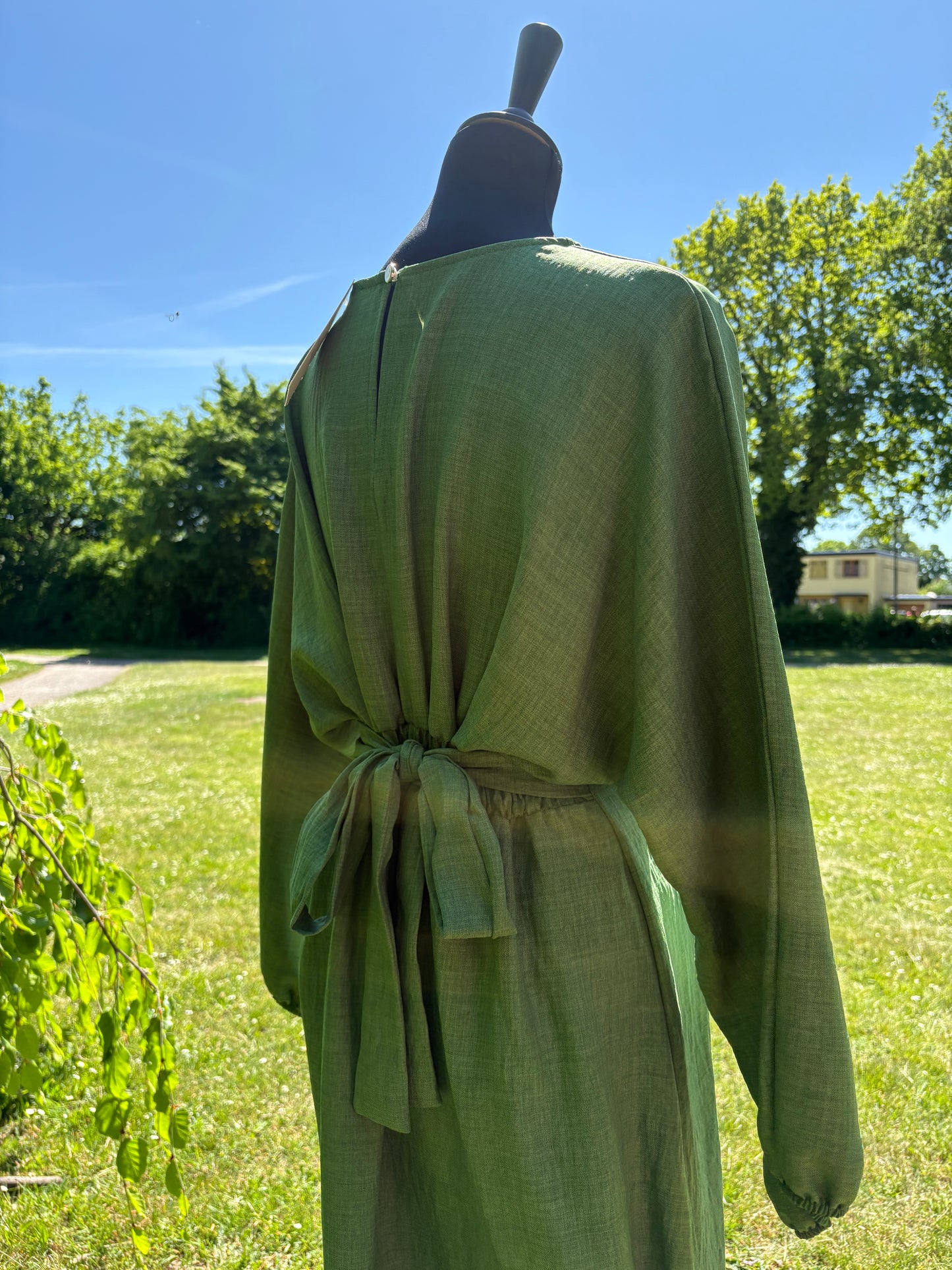 Abaya mit Schnürung