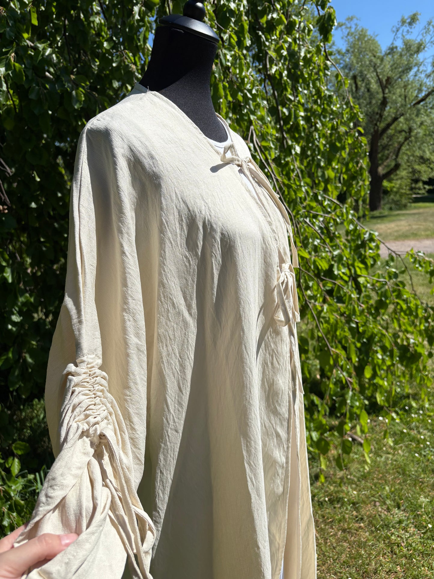Kimono mit Schleifen