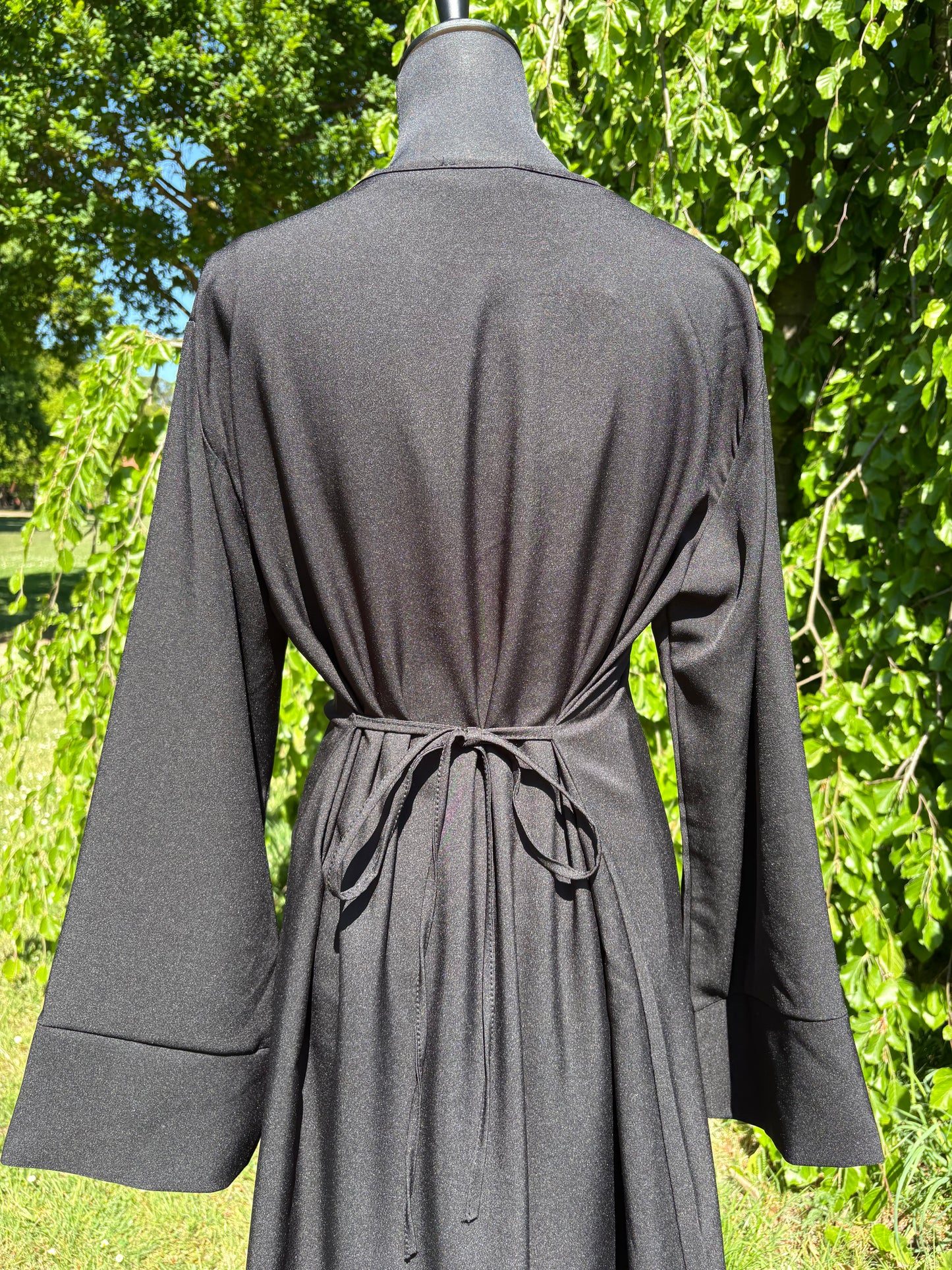 Taillierte Basic-Abaya