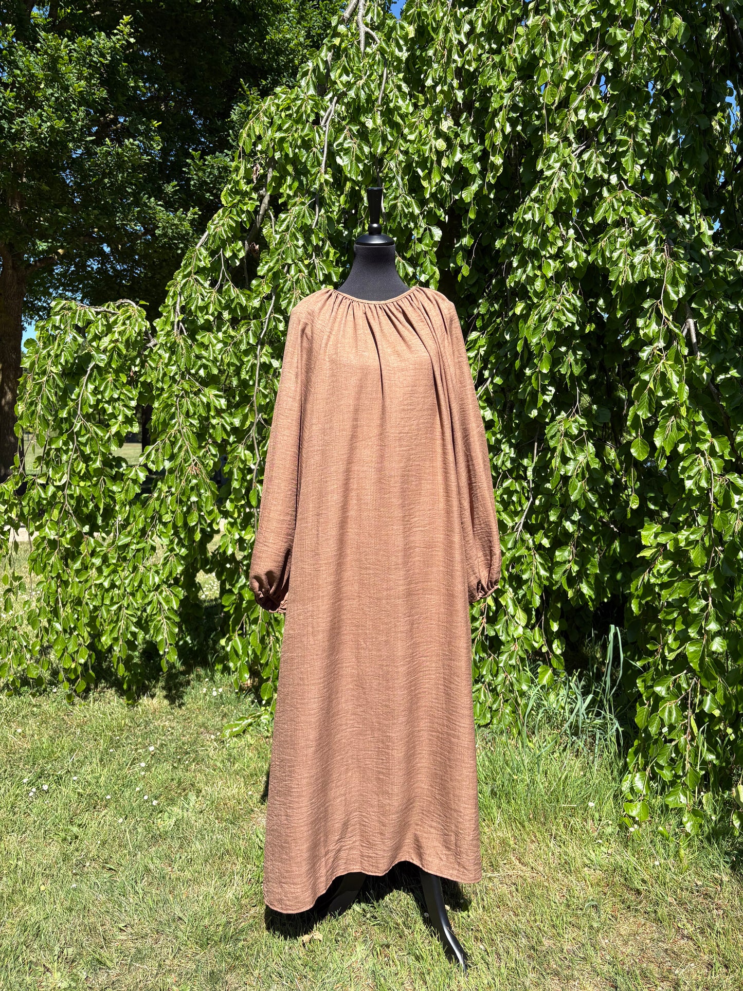 Abaya in Leinenoptik