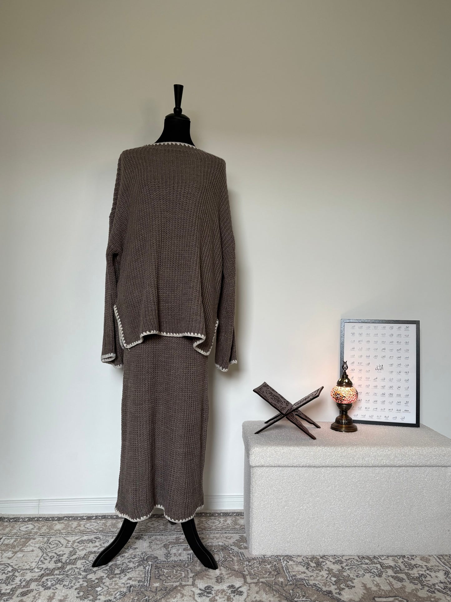 Gestrickter Zweiteiler