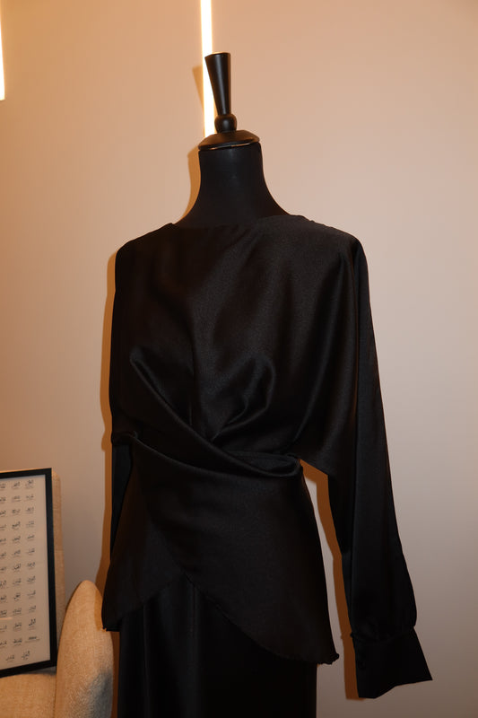 Zweiteiler mit Satinrock