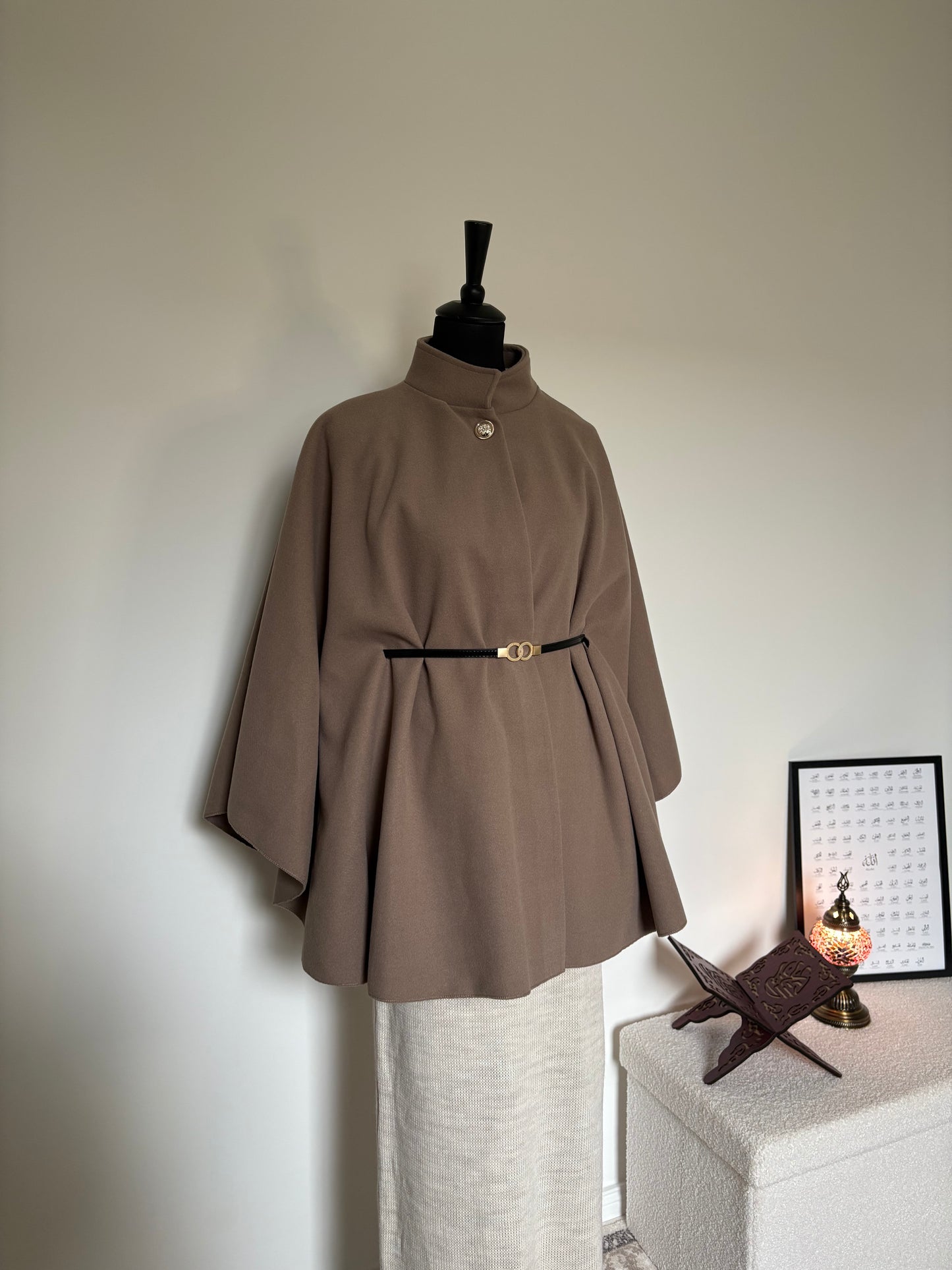 Cape-Jacket mit Gürtel