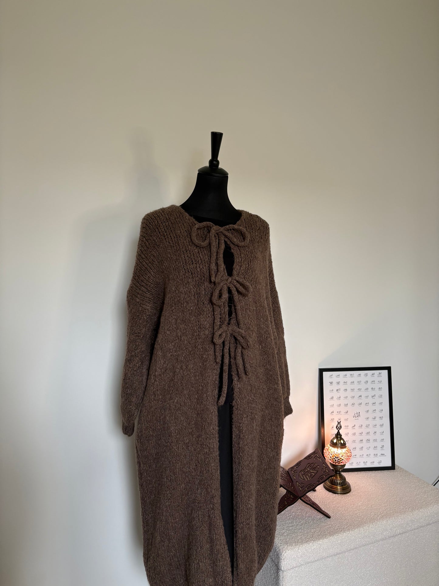 Langer Cardigan mit Schleifen