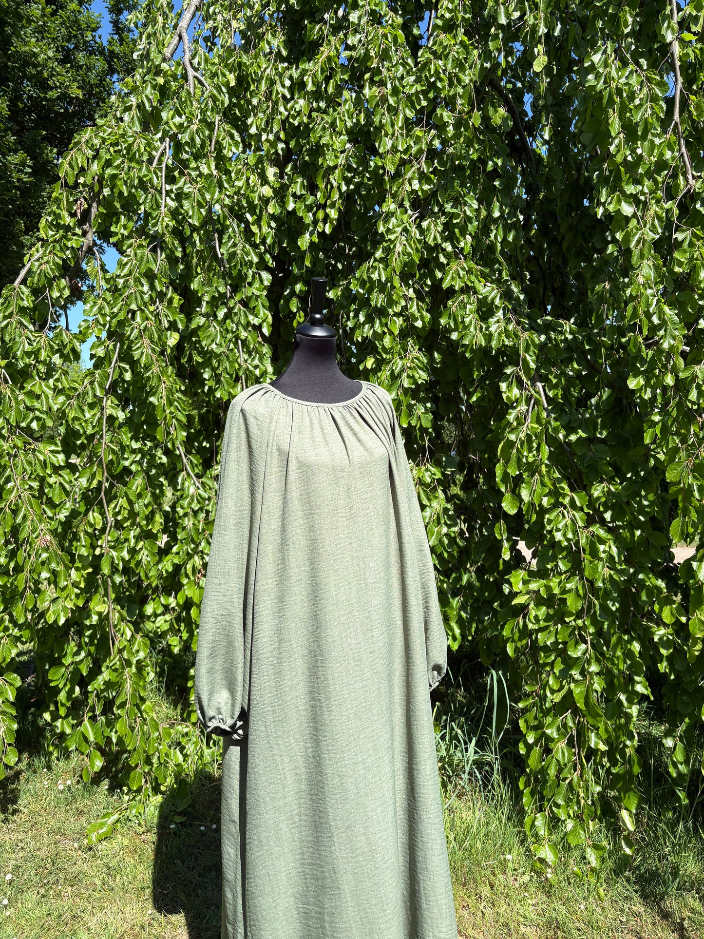 Abaya in Leinenoptik